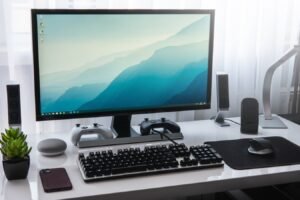 Mini PCs de alto desempenho atingem menor preço histórico: vale a pena trocar o desktop tradicional?