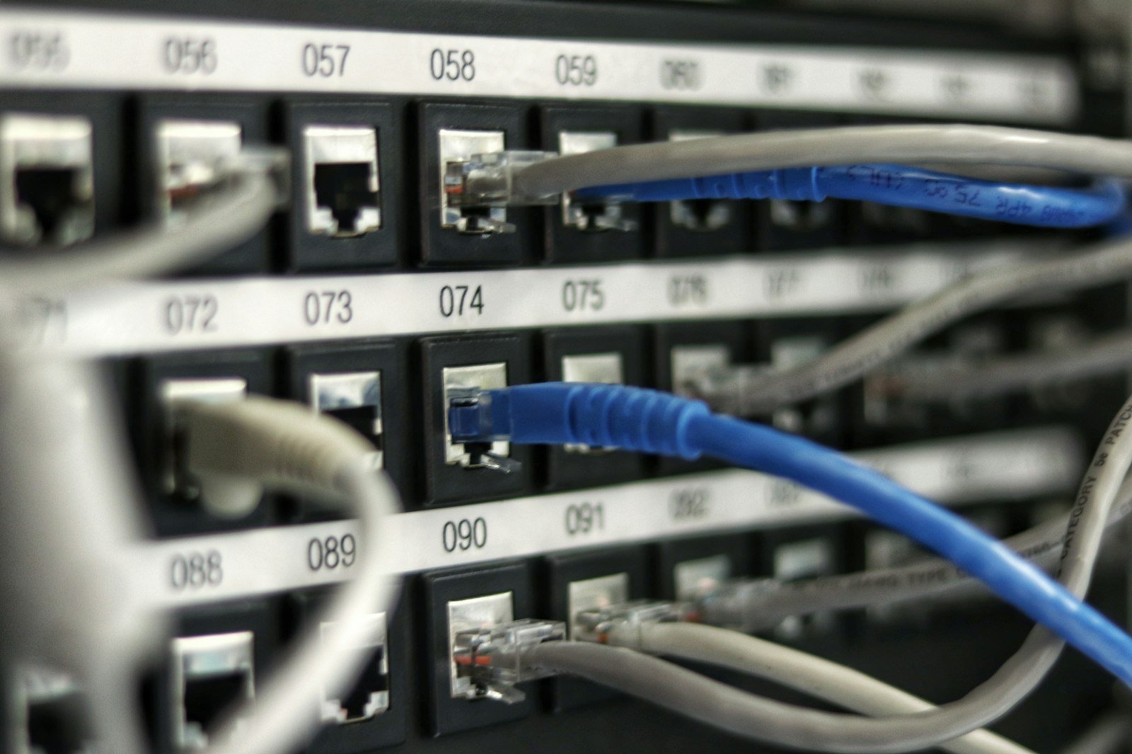 Switches de 10 GbE e redes multigigabit caem de preço: o guia definitivo para atualizar sua infraestrutura local